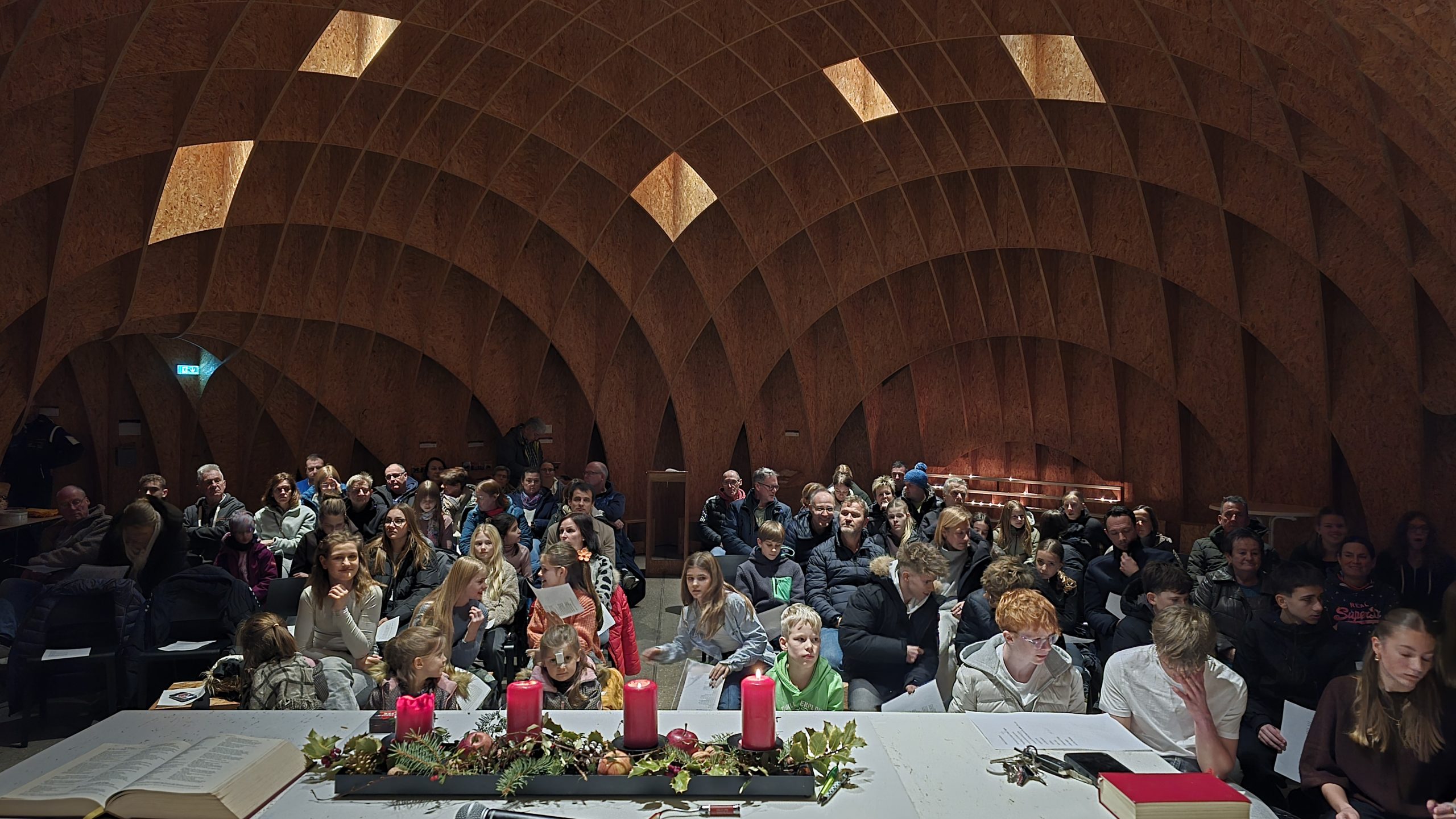 Read more about the article Jahresabschluss und Weihnachtsandacht des CLV Siegerland